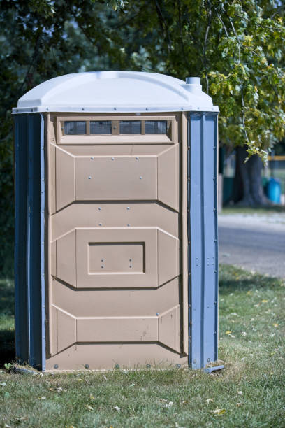 Best Portable restroom trailer rental  in Lynwood, IL